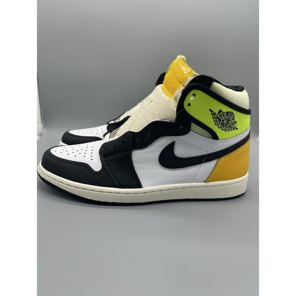 Air Jordan 1 Retro High OG ‘Volt Gold’ Size 9.5M 11W New W OG Box 555088-118 main image 5